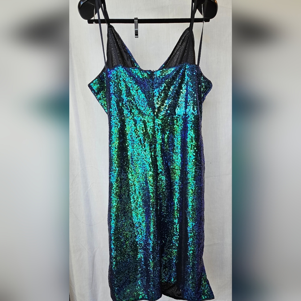 NWT Sequin Ruched V-Neck Dress in Iridescent Green and Blue - Picture 3 of 11